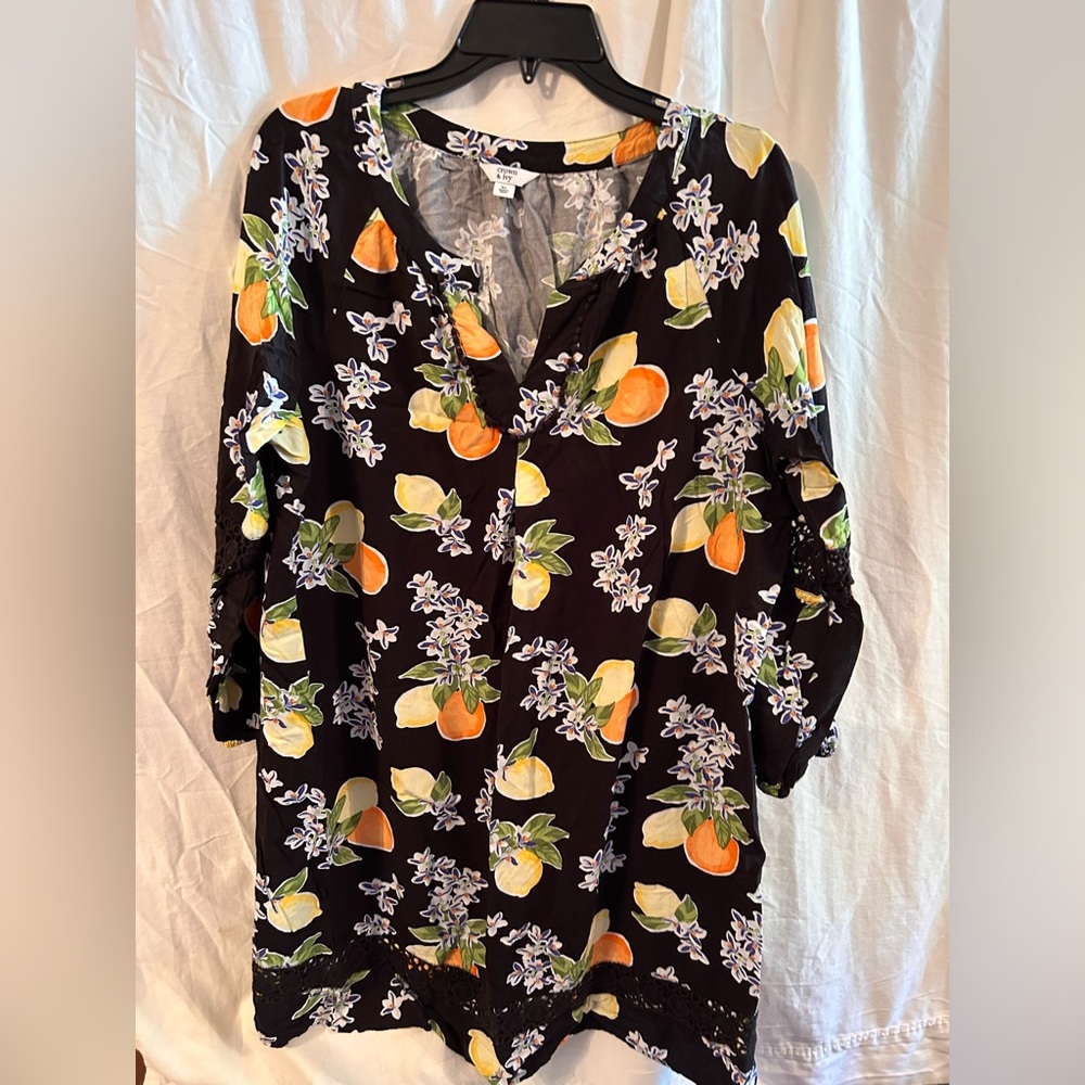 Crown & Ivy dress